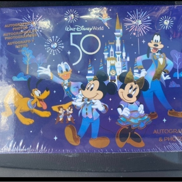 WDW 50th Anniversary Autograph Book BWNT - Picture 1 of 2